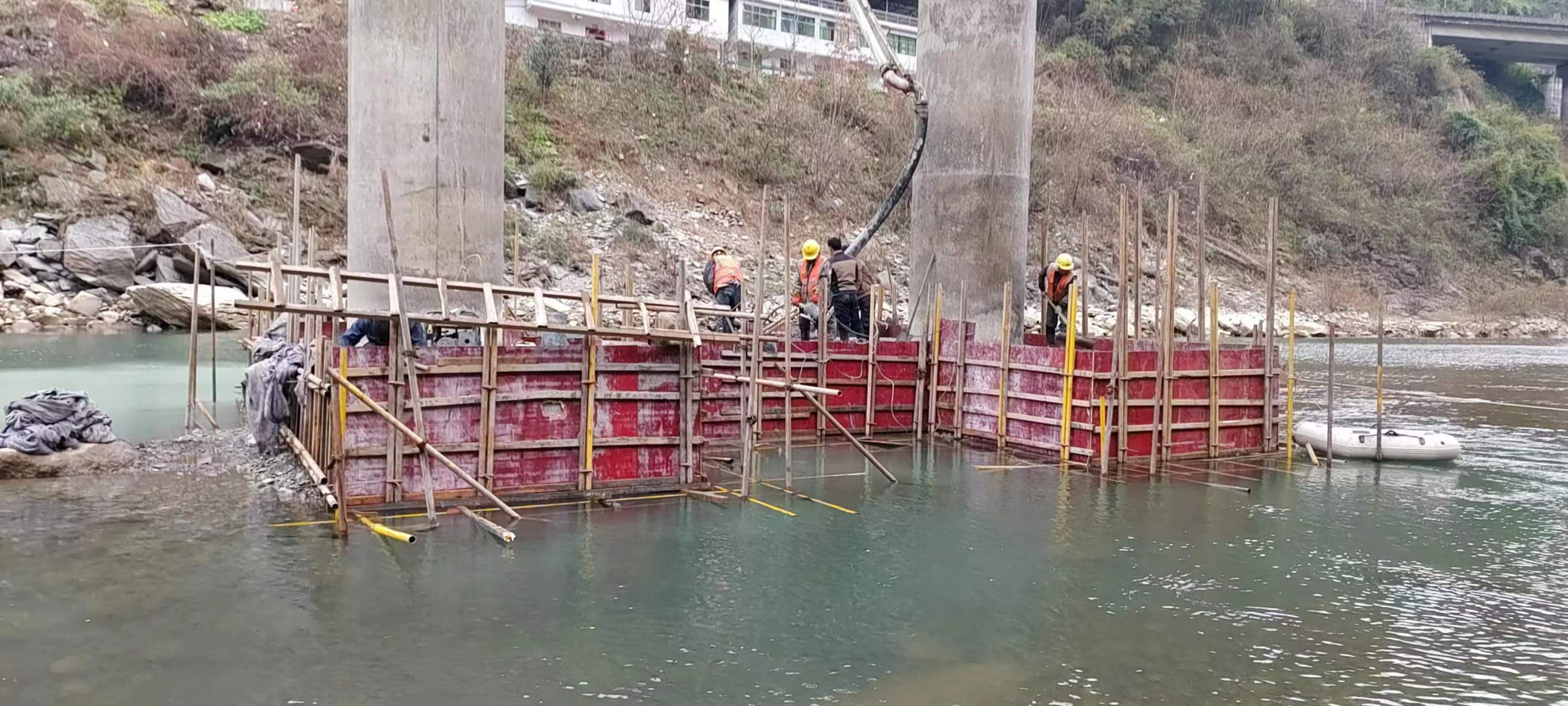 宁波水利工程施工中堤坝渗漏原因以及防渗加固技术